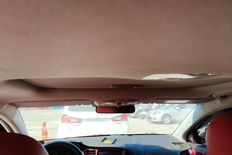 Used Hyundai Elantra (6th Generation / Lingdong) 2016 1.6L Automatic ZhiXuan – Elite Version Headliner