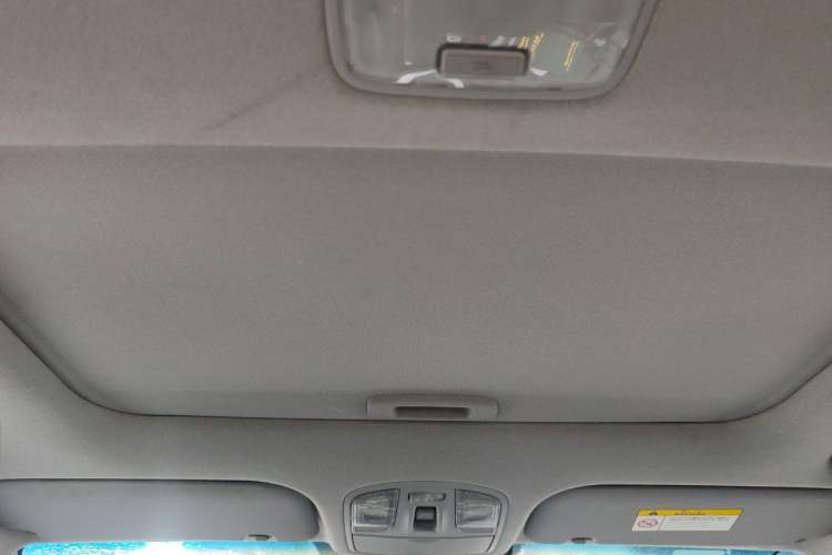 Used Hyundai Elantra (6th Generation / Lingdong) 2016 1.6L Automatic ZhiXuan – Elite Version Headliner
