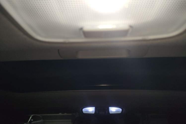 Used Hyundai Elantra (6th Generation / Lingdong) 2016 1.6L Automatic ZhiXuan – Elite Version Headliner