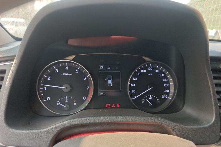 Used Hyundai Elantra (6th Generation / Lingdong) 2016 1.6L Automatic ZhiXuan – Elite Version Instrument Cluster