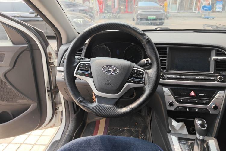 Used Hyundai Elantra (6th Generation / Lingdong) 2016 1.6L Automatic ZhiXuan – Elite Version Steering Wheel