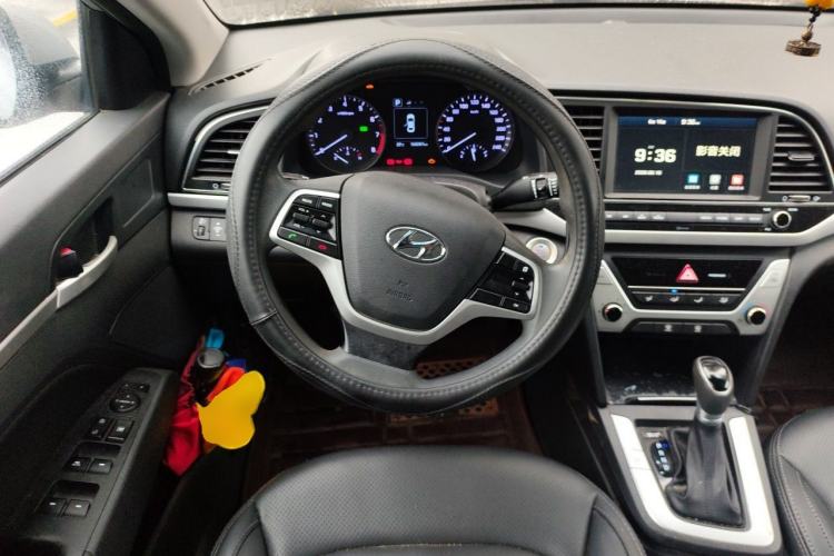 Used Hyundai Elantra (6th Generation / Lingdong) 2016 1.6L Automatic ZhiXuan – Elite Version Steering Wheel