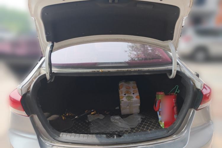 Used Hyundai Elantra (6th Generation / Lingdong) 2016 1.6L Automatic ZhiXuan – Elite Version Trunk