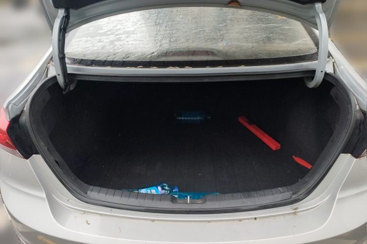 Used Hyundai Elantra (6th Generation / Lingdong) 2016 1.6L Automatic ZhiXuan – Elite Version Trunk