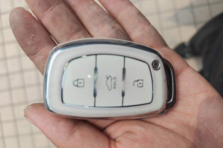 Used Hyundai Elantra (6th Generation / Lingdong) 2016 1.6L Automatic ZhiXuan – Elite Version Vehicle Key