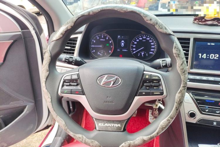 Used Hyundai Elantra (6th Generation / Lingdong) 2016 1.6L Automatic ZhiXuan – Elite Version Steering Wheel