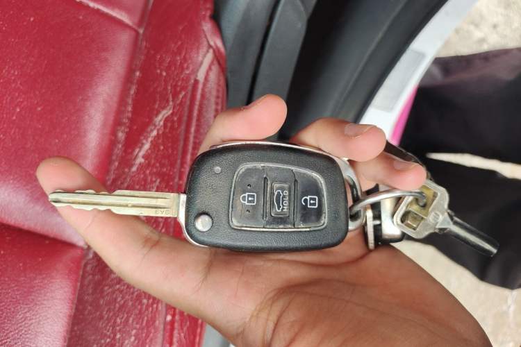 Used Hyundai Elantra (6th Generation / Lingdong) 2016 1.6L Automatic ZhiXuan – Elite Version Vehicle Key