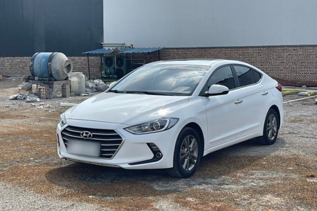 Used Hyundai Elantra (6th Generation / Lingdong) 2016 1.6L Manual ZhiXuan · Dynamic Model