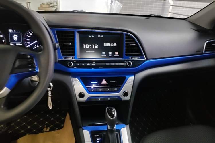 Used Hyundai Elantra (6th Generation / Lingdong) 2016 1.6L Automatic ZhiXuan – Elite Version Audio And AC Panel