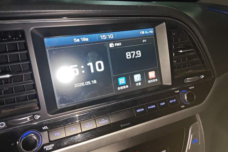 Used Hyundai Elantra (6th Generation / Lingdong) 2016 1.6L Automatic ZhiXuan – Elite Version Audio And AC Panel