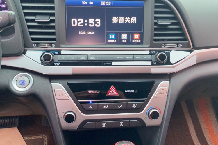 Used Hyundai Elantra (6th Generation / Lingdong) 2016 1.6L Automatic ZhiXuan – Elite Version Audio And AC Panel