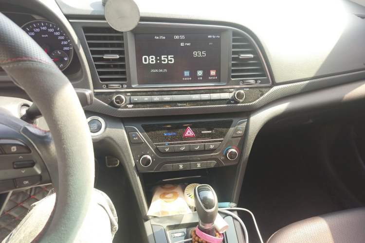 Used Hyundai Elantra (6th Generation / Lingdong) 2016 1.4T Dual-Clutch Xuan Dong·Elite Version Audio And AC Panel