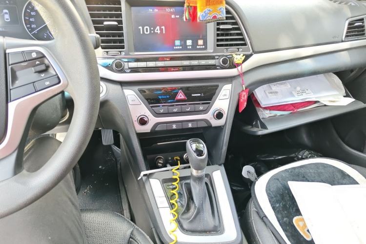Used Hyundai Elantra (6th Generation / Lingdong) 2016 1.6L Automatic ZhiXuan – Elite Version Audio And AC Panel