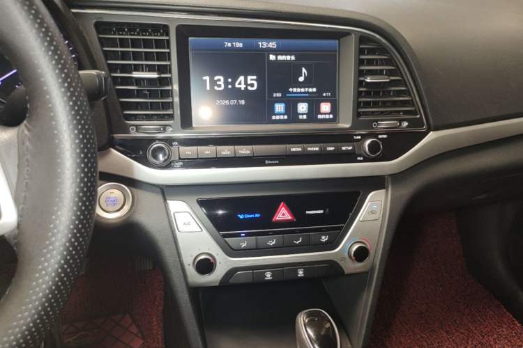 Used Hyundai Elantra (6th Generation / Lingdong) 2016 1.6L Automatic ZhiXuan – Elite Version Audio And AC Panel