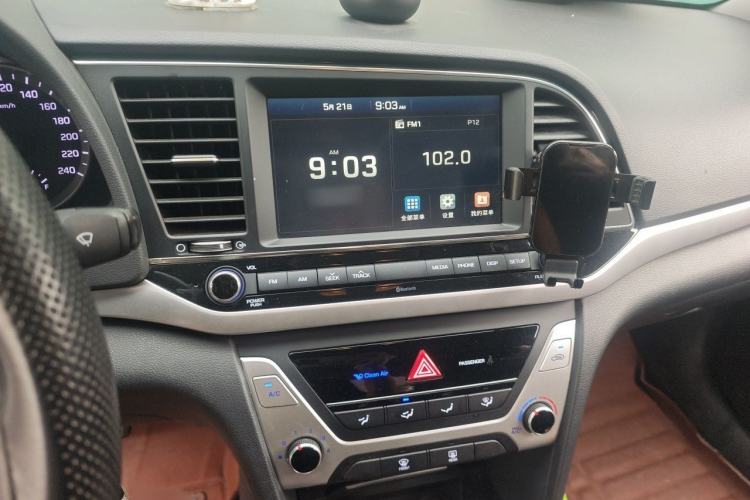 Used Hyundai Elantra (6th Generation / Lingdong) 2016 1.6L Automatic ZhiXuan – Elite Version Audio And AC Panel