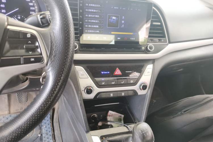 Used Hyundai Elantra (6th Generation / Lingdong) 2016 1.6L Manual ZhiXuan · Dynamic Model Audio And AC Panel