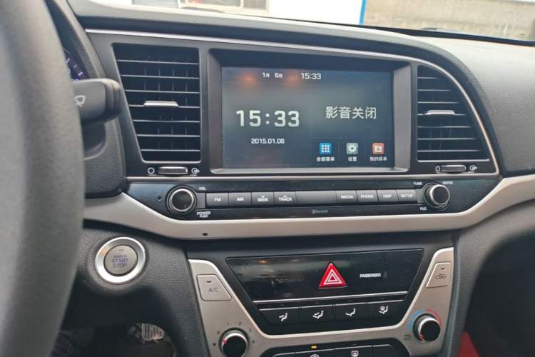 Used Hyundai Elantra (6th Generation / Lingdong) 2016 1.6L Automatic ZhiXuan – Elite Version Audio And AC Panel