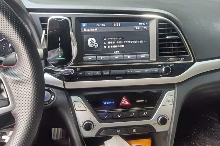 Used Hyundai Elantra (6th Generation / Lingdong) 2016 1.6L Automatic ZhiXuan – Elite Version Audio And AC Panel