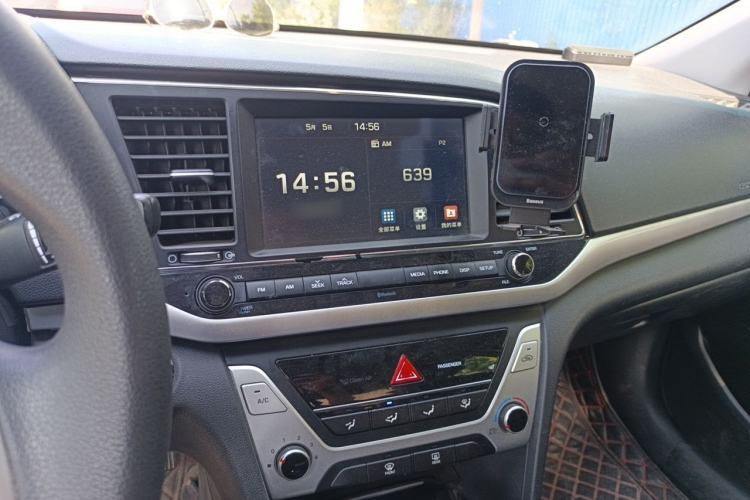 Used Hyundai Elantra (6th Generation / Lingdong) 2016 1.6L Automatic ZhiXuan – Elite Version Audio And AC Panel
