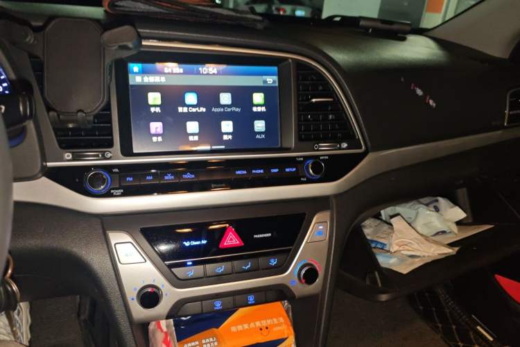 Used Hyundai Elantra (6th Generation / Lingdong) 2016 1.6L Automatic ZhiXuan – Elite Version Audio And AC Panel