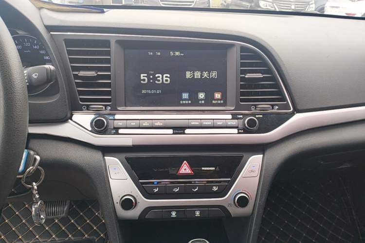 Used Hyundai Elantra (6th Generation / Lingdong) 2016 1.6L Automatic ZhiXuan – Elite Version Audio And AC Panel