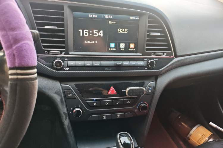 Used Hyundai Elantra (6th Generation / Lingdong) 2016 1.4T Dual-Clutch Xuan Dong · Dynamic Version Audio And AC Panel