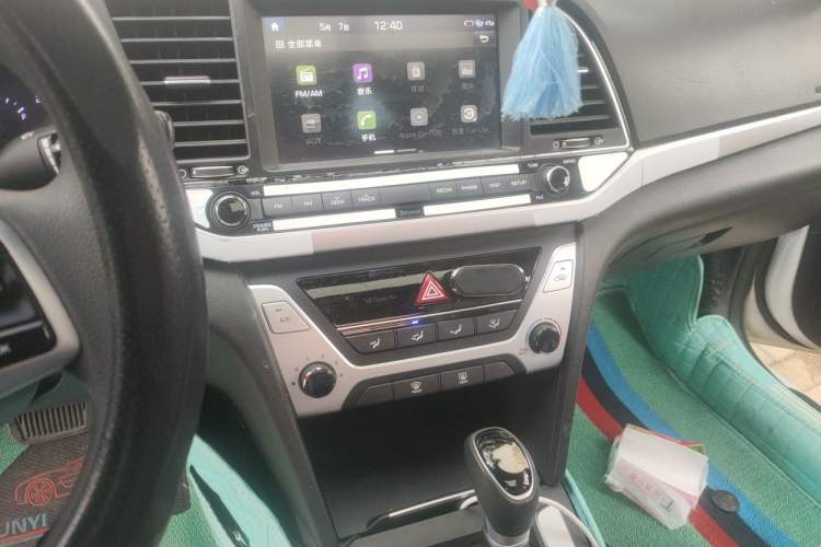 Used Hyundai Elantra (6th Generation / Lingdong) 2016 1.6L Automatic ZhiXuan – Elite Version Audio And AC Panel