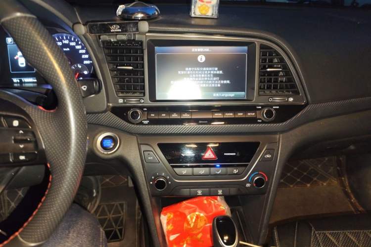 Used Hyundai Elantra (6th Generation / Lingdong) 2016 1.4T Dual-Clutch Xuan Dong · Dynamic Version Audio And AC Panel