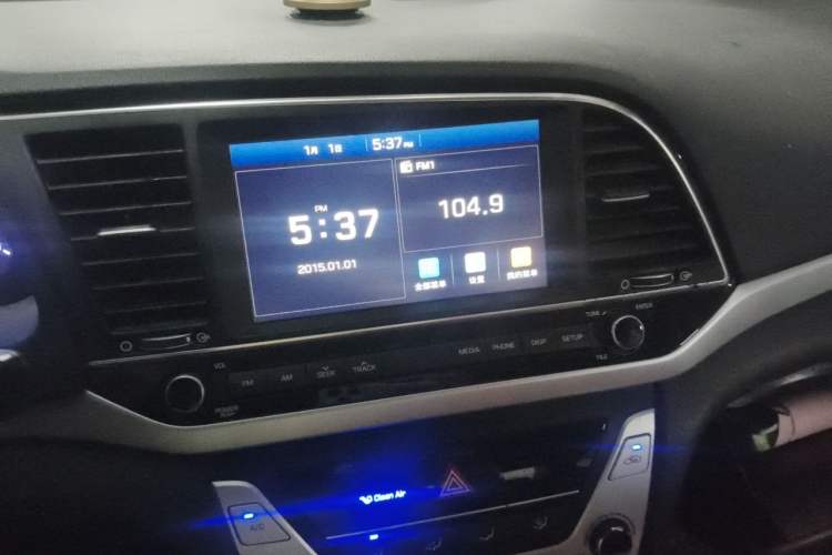 Used Hyundai Elantra (6th Generation / Lingdong) 2016 1.6L Automatic ZhiXuan – Elite Version Audio And AC Panel