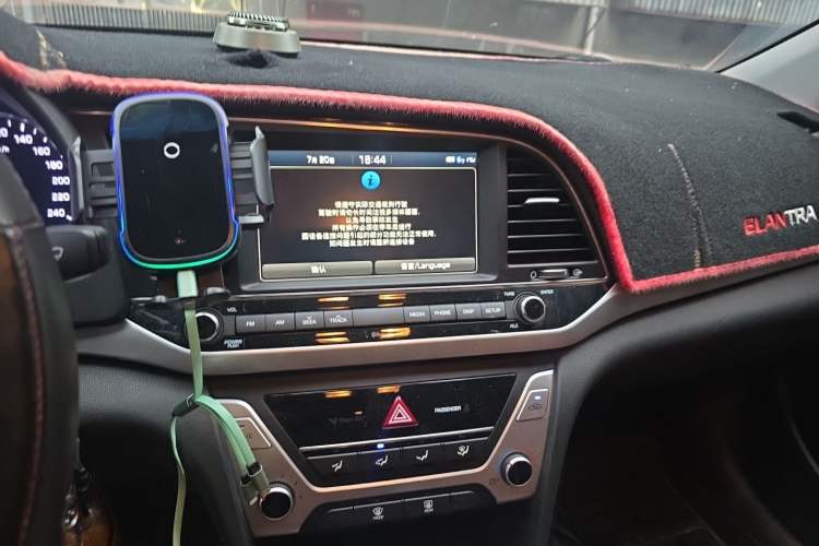Used Hyundai Elantra (6th Generation / Lingdong) 2016 1.6L Automatic ZhiXuan – Elite Version Audio And AC Panel