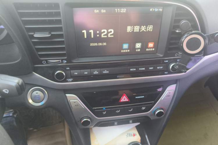 Used Hyundai Elantra (6th Generation / Lingdong) 2016 1.6L Automatic ZhiXuan – Elite Version Audio And AC Panel