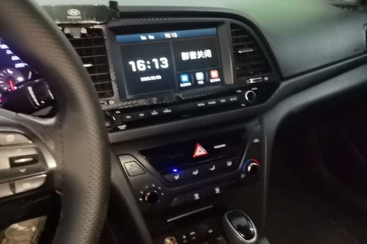 Used Hyundai Elantra (6th Generation / Lingdong) 2016 1.4T Dual-Clutch Xuan Dong · Dynamic Version Audio And AC Panel