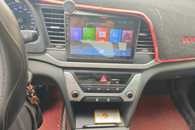Used Hyundai Elantra (6th Generation / Lingdong) 2016 1.6L Manual ZhiXuan·Youth Edition Audio And AC Panel