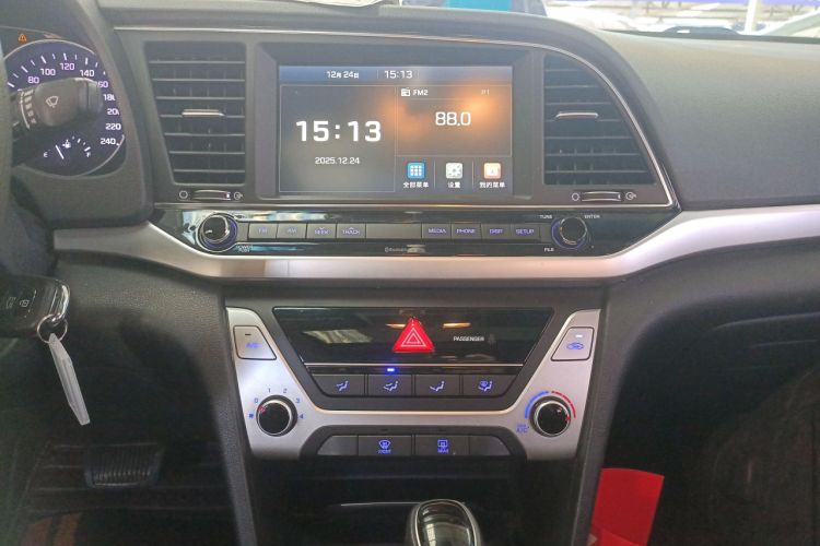 Used Hyundai Elantra (6th Generation / Lingdong) 2016 1.6L Automatic ZhiXuan – Elite Version Audio And AC Panel