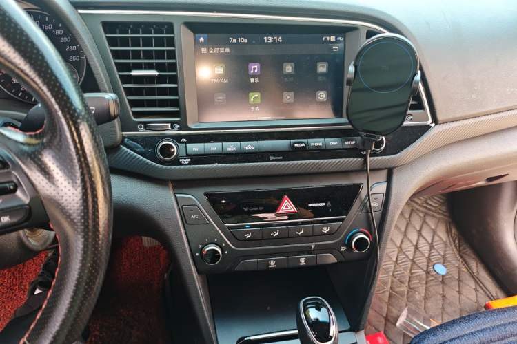 Used Hyundai Elantra (6th Generation / Lingdong) 2016 1.4T Dual-Clutch Xuan Dong · Dynamic Version Audio And AC Panel