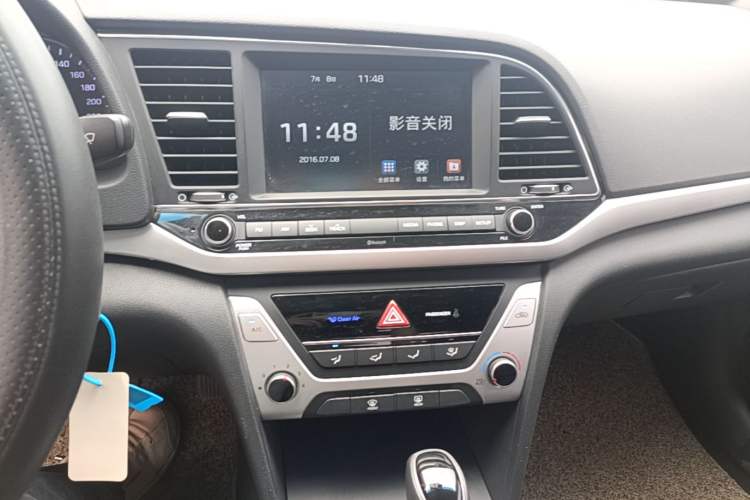 Used Hyundai Elantra (6th Generation / Lingdong) 2016 1.6L Automatic ZhiXuan – Elite Version Audio And AC Panel
