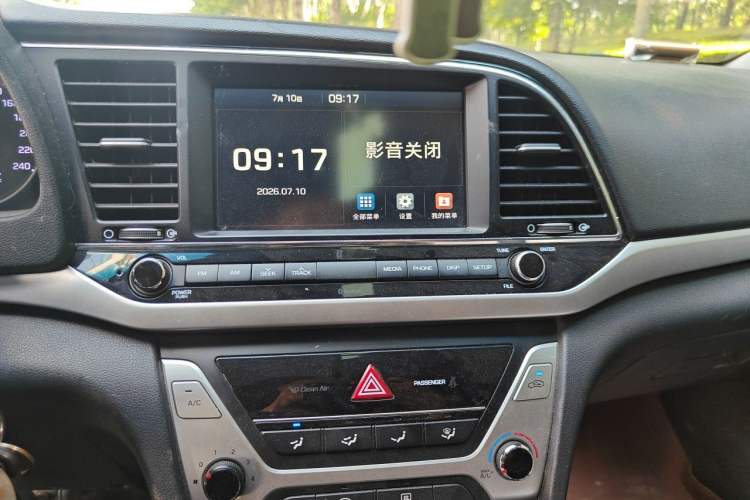 Used Hyundai Elantra (6th Generation / Lingdong) 2016 1.6L Automatic ZhiXuan – Elite Version Audio And AC Panel