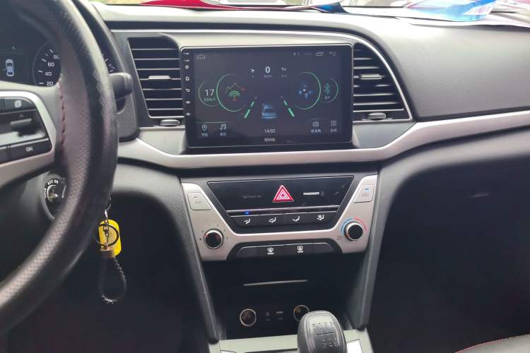 Used Hyundai Elantra (6th Generation / Lingdong) 2016 1.6L Manual ZhiXuan·Youth Edition Audio And AC Panel