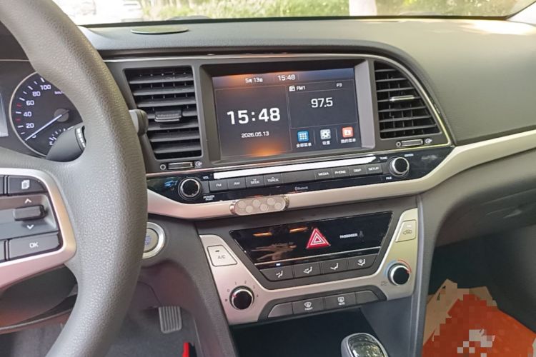 Used Hyundai Elantra (6th Generation / Lingdong) 2016 1.6L Automatic ZhiXuan – Elite Version Audio And AC Panel