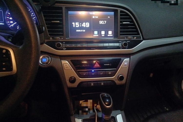 Used Hyundai Elantra (6th Generation / Lingdong) 2016 1.6L Automatic ZhiXuan – Elite Version Audio And AC Panel