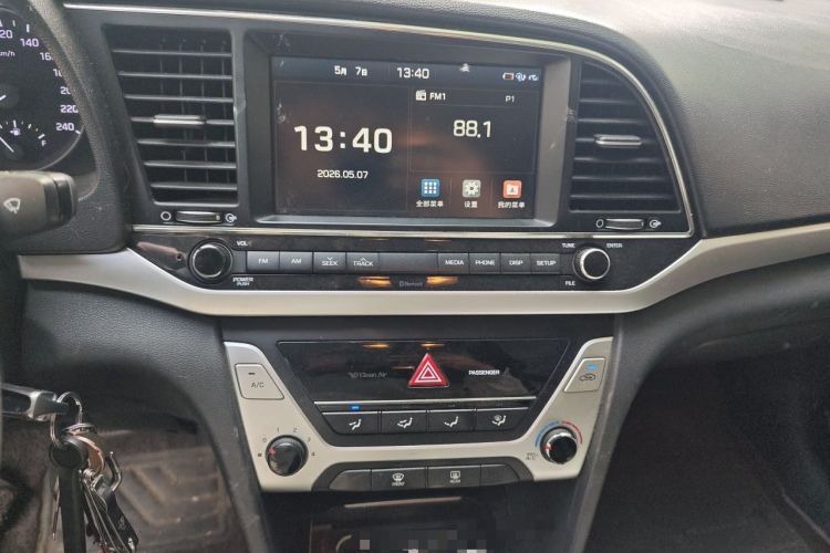 Used Hyundai Elantra (6th Generation / Lingdong) 2016 1.6L Automatic ZhiXuan – Elite Version Audio And AC Panel