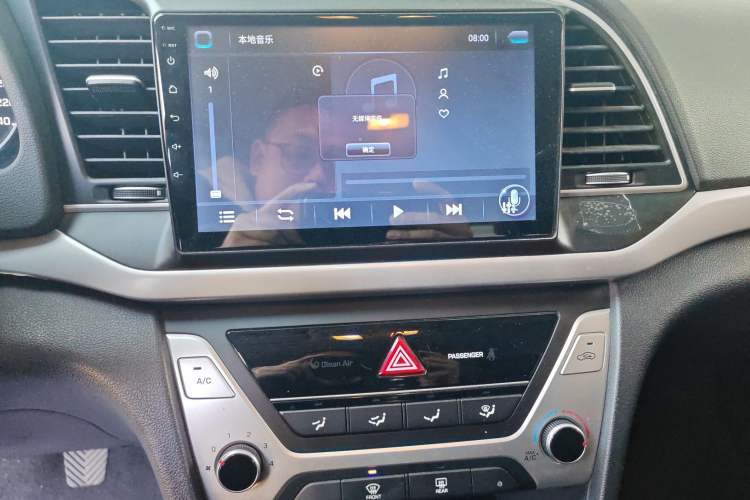 Used Hyundai Elantra (6th Generation / Lingdong) 2016 1.6L Manual ZhiXuan·Youth Edition Audio And AC Panel