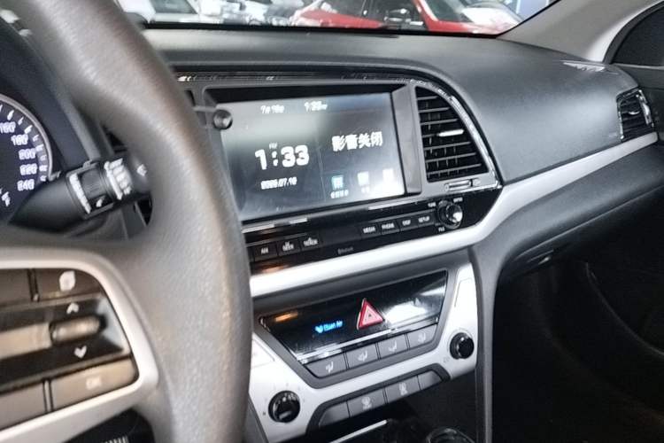 Used Hyundai Elantra (6th Generation / Lingdong) 2016 1.6L Automatic ZhiXuan – Elite Version Audio And AC Panel