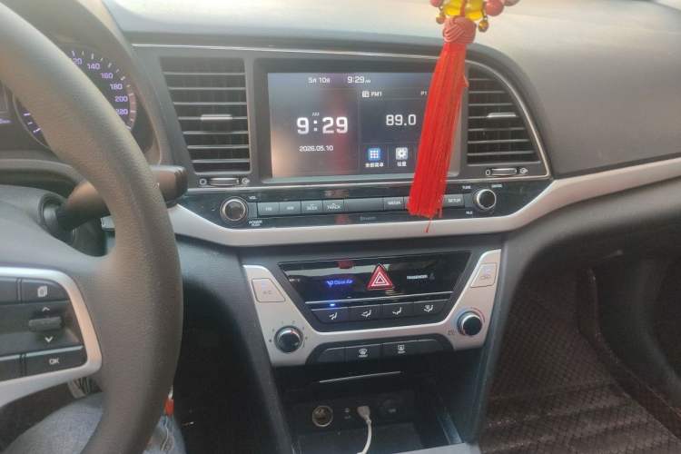 Used Hyundai Elantra (6th Generation / Lingdong) 2016 1.6L Manual ZhiXuan · Dynamic Model Audio And AC Panel