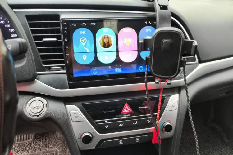 Used Hyundai Elantra (6th Generation / Lingdong) 2016 1.6L Automatic ZhiXuan – Elite Version Audio And AC Panel