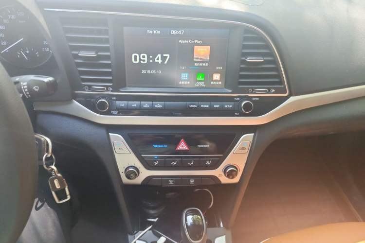 Used Hyundai Elantra (6th Generation / Lingdong) 2016 1.6L Automatic ZhiXuan – Elite Version Audio And AC Panel