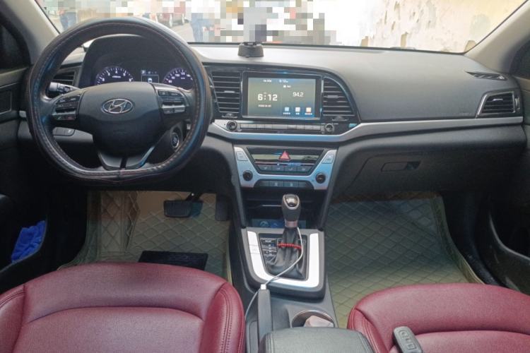 Used Hyundai Elantra (6th Generation / Lingdong) 2016 1.6L Automatic ZhiXuan – Elite Version Center Console