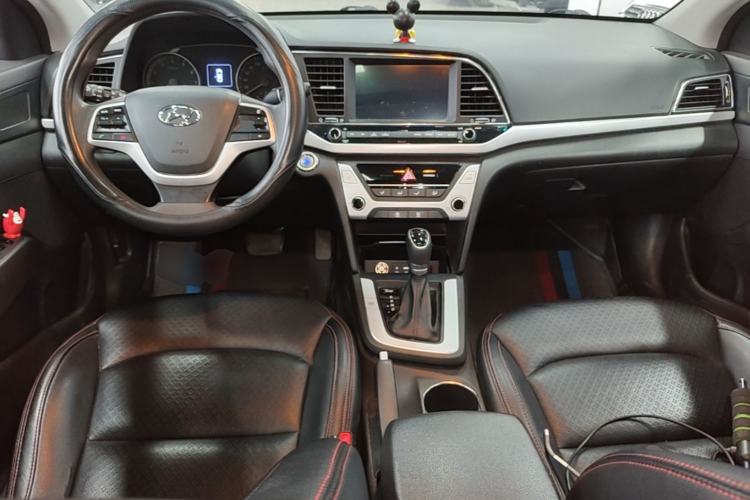 Used Hyundai Elantra (6th Generation / Lingdong) 2016 1.6L Automatic ZhiXuan – Elite Version Center Console