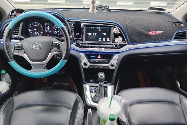 Used Hyundai Elantra (6th Generation / Lingdong) 2016 1.6L Automatic ZhiXuan – Elite Version Center Console