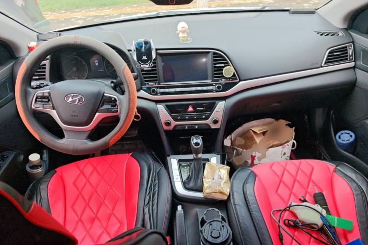 Used Hyundai Elantra (6th Generation / Lingdong) 2016 1.6L Automatic ZhiXuan – Elite Version Center Console